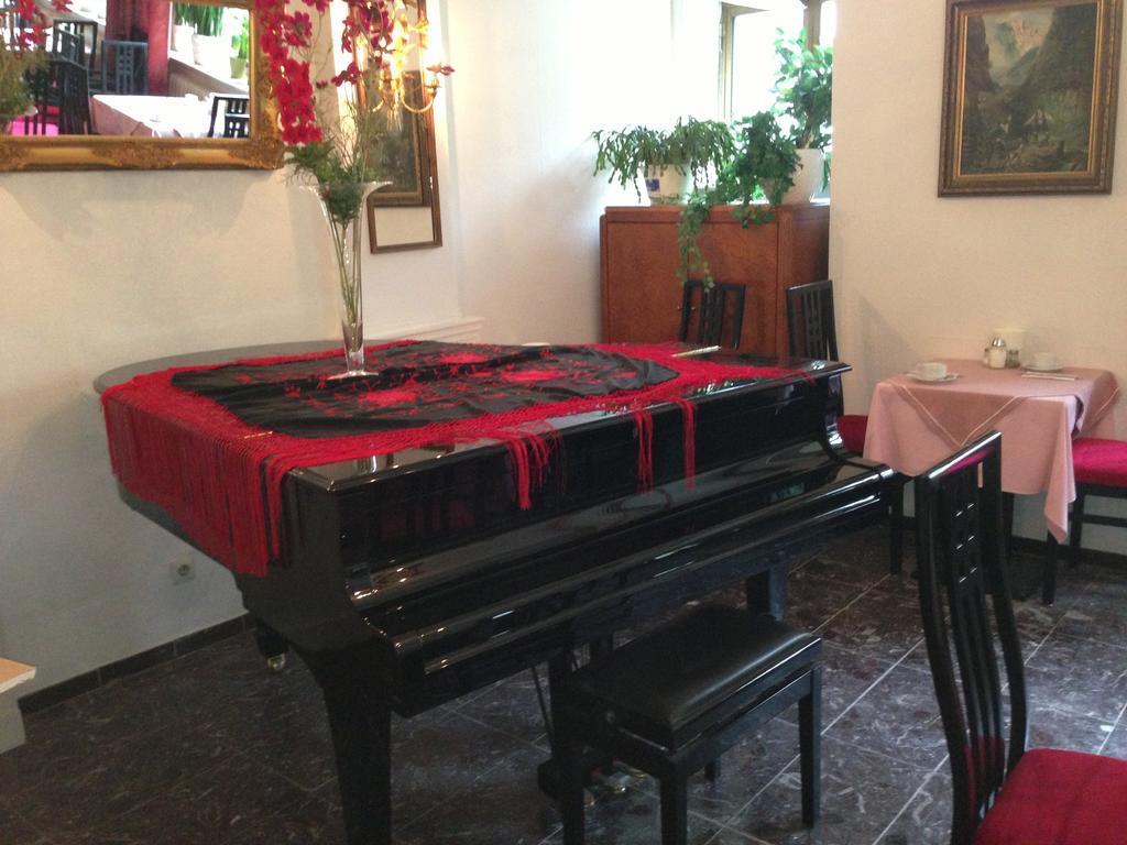 Montree Hotel Munich